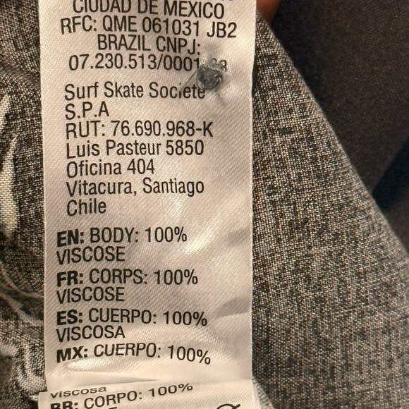 Quiksilver Black Graphic Hawaiian Beach Vacation Surf Shirt - Picture 6 of 9